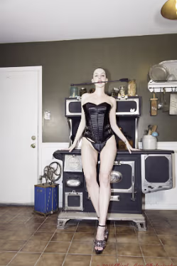 Ashley_Banks-04-25-2018-233