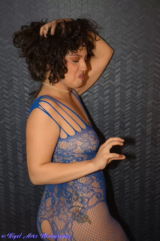 Bella Amelie_4-25-25-302 Working with different models up and down Colorado's Front Range.