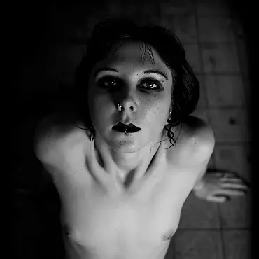 Violet_Arcane-(The_Floor)-010