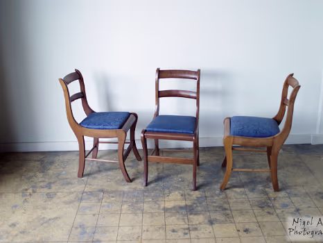 Three_Chairs
