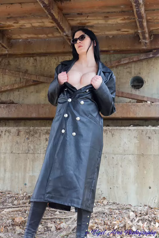 Lexi_Lulu-26-03-2025-132 Working with different models up and down Colorado's Front Range.