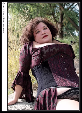 Michelle A shoot at Golden Ponds with Michelle