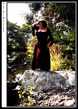 Michelle A shoot at Golden Ponds with Michelle