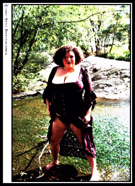 Michelle A shoot at Golden Ponds with Michelle