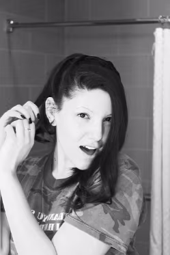 Mizz erika-kane-party-with-a-003