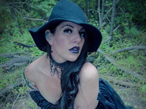 Bewitched Nude by the_Savage_Van_Sage