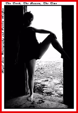 Shenzi - Slabbed Again This is our 4th shoot together. Working with Shenzi has now become 2nd nature, she's easy to work with and just a wonderful person and model