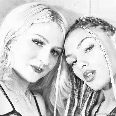 Taylor And Rae (B-w)-03-26-2024-005