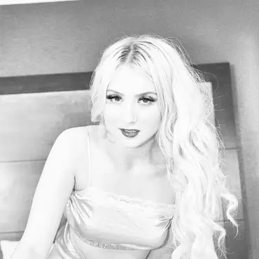 Taylor And Rae (B-w)-03-26-2024-017